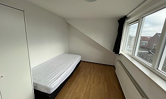 Student room in Tilburg DIJC / Van Dijckstraat 2