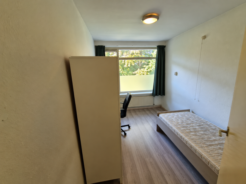 Studentenkamer in Tilburg S291 / Statenlaan Foto 3